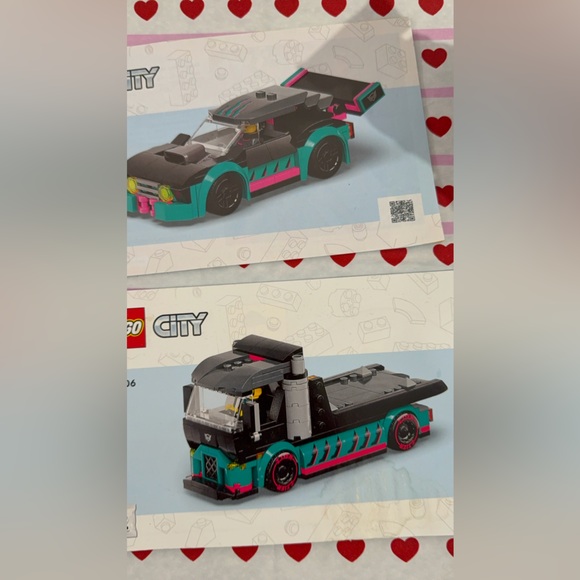 LEGO City 60406 Transporter Truck - Black and Teal - Picture 3 of 9